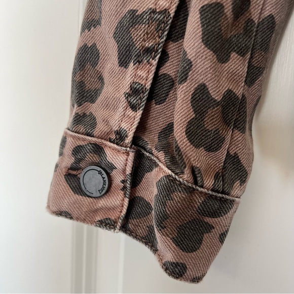 BLANK NYC leopard print denim jacket - Picture 4 of 5
